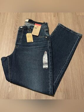 NWT Women’s Levi’s 501 Curve Jeans Size 31x30